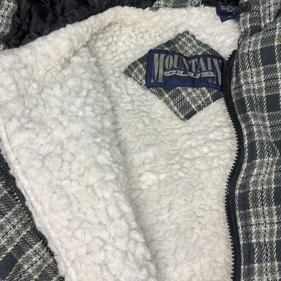 Mountain Club Men's Black and Gray Plaid Fleece jacket size XL - Picture 3 of 4